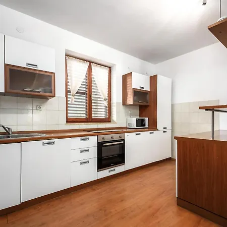 3 Bedroom Cozy In Ferienhaus