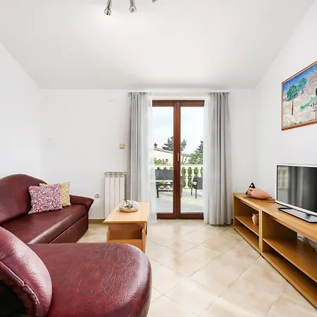 3 Bedroom Cozy In Ferienhaus